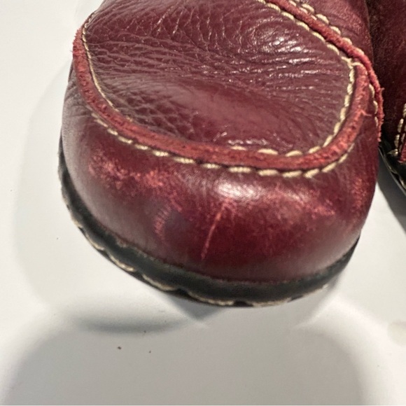 Clarks Ashland Loop Womens Size 7.5M Burgundy Textured Leather Loafers - Picture 9 of 12